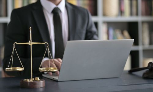 Wyrok sądu w trzy tygodnie? W Polsce to już się dzieje